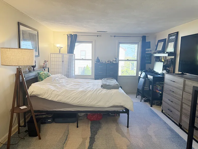 14 Kings Ct — Photo 6