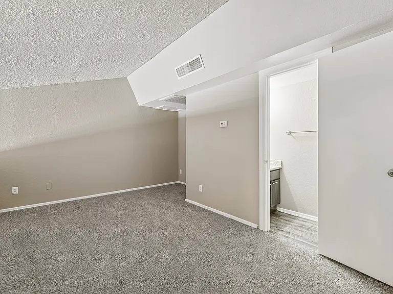 The Flats at Peoria — Photo 45