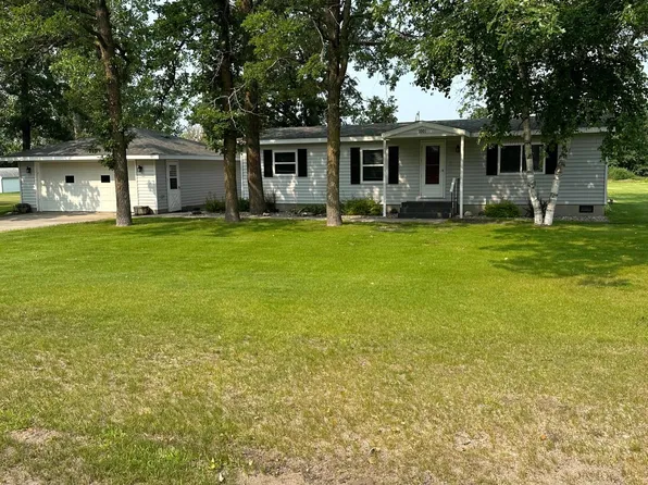 1001 Oak St, Karlstad, MN 56732