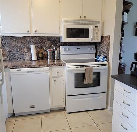 3rd image of 8300 Sunrise Lakes Blvd APT 306