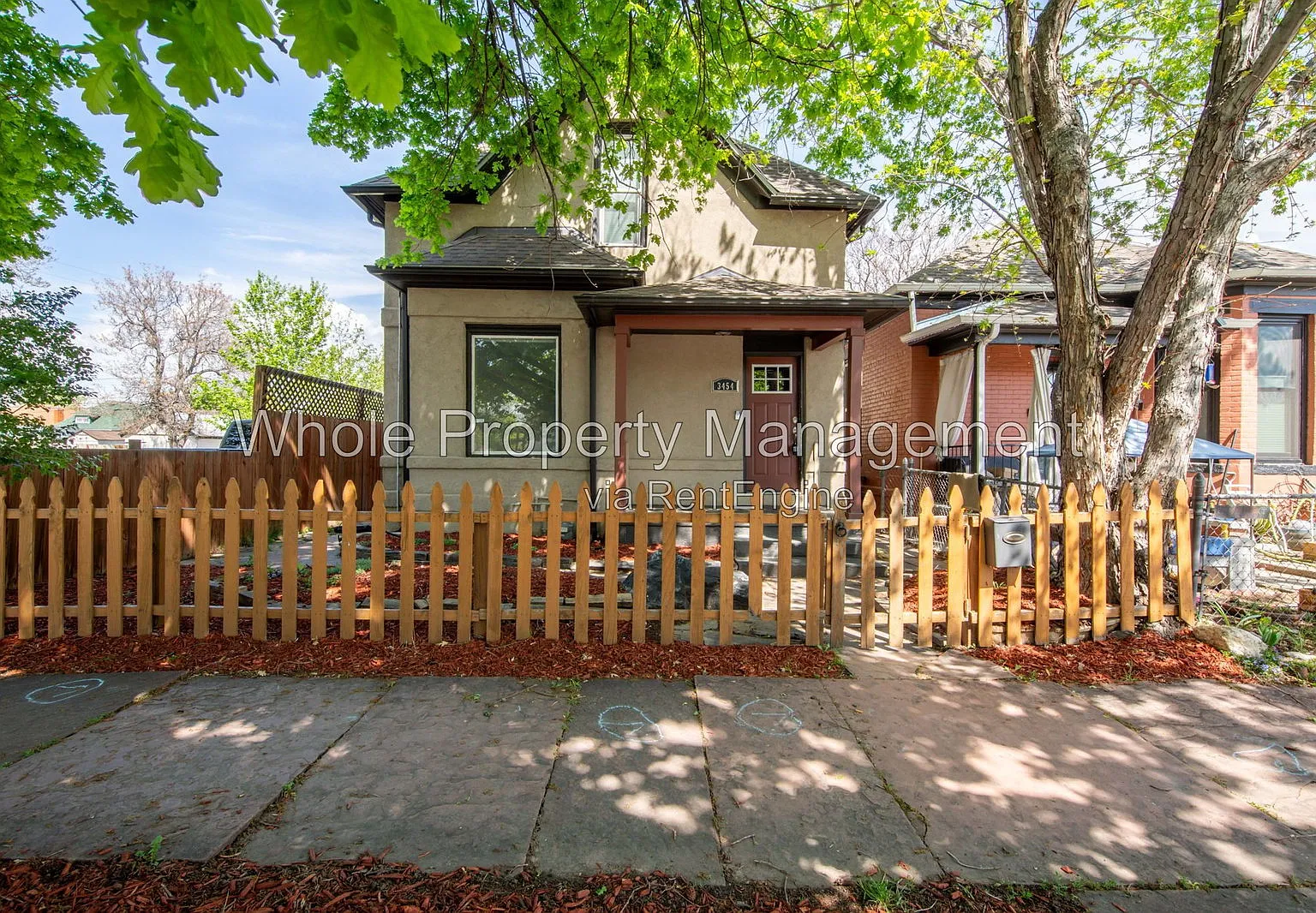 4 bed, 2.0 bath, 2100 sqft, $3,195 — Photo 2