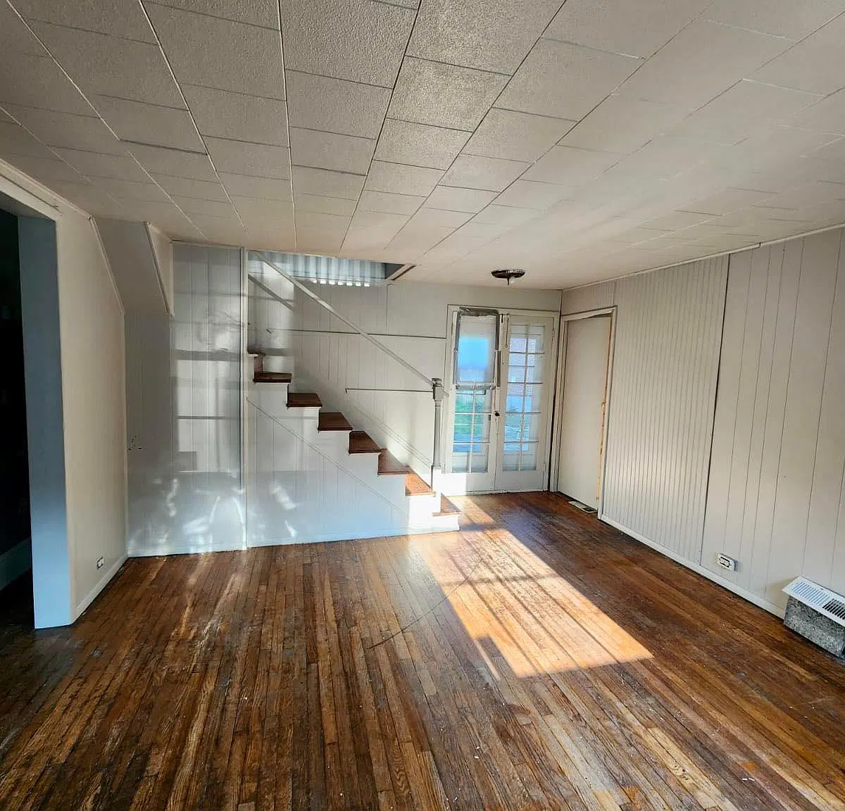 3 bed, 1045 sqft, $1,500 — Photo 2