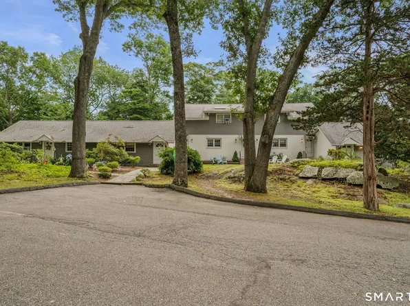15 Sunset Terrace #9, Essex, CT 06426