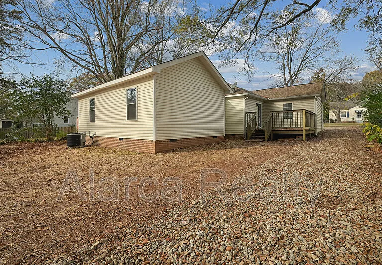 1219 Skyview Rd — Photo 20