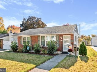 1010 Primos Ave, Secane, PA 19018