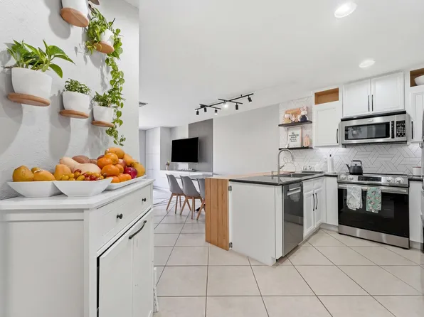 2197 SW Rockport Road, Port St Lucie, FL 34953