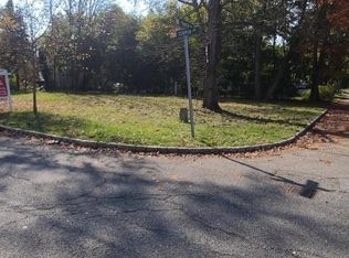 25 Cooper Ave, Roseland, NJ