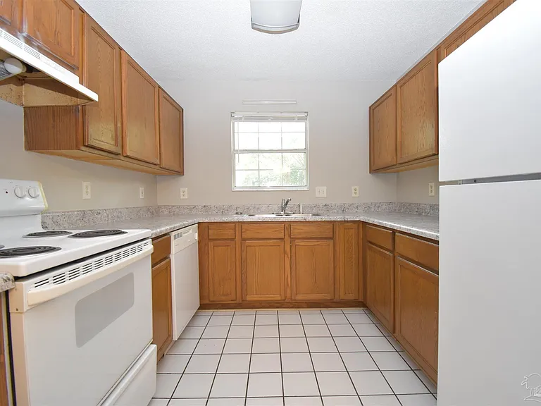 7135 Pearson Rd #4 — Photo 4