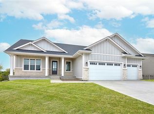 1330 NW Alderleaf Dr, Waukee, IA 50263