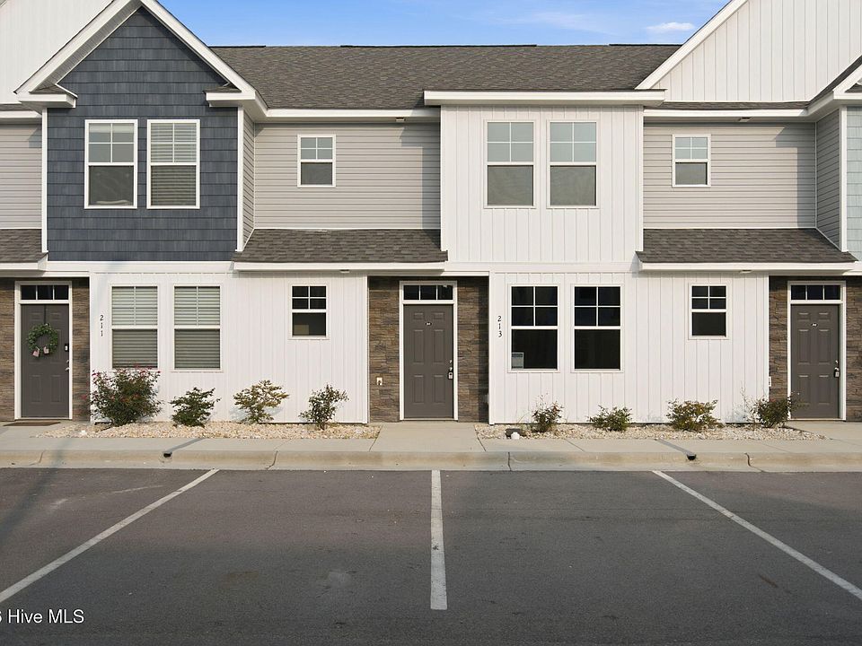 1st image of 213 Sandy Cove Lane
