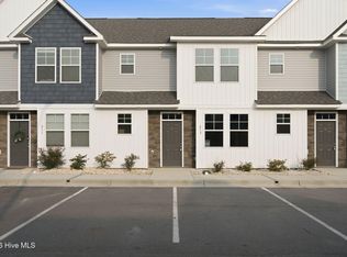 213 Sandy Cove Lane, Sneads Ferry, NC 28460