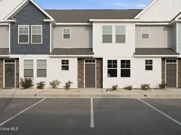 213 Sandy Cove Lane, Sneads Ferry, NC 28460