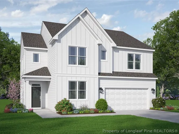 243 Marlborough St, Raeford, NC 28376