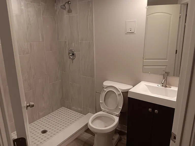 14924 Indiana Ave #1N — Photo 3