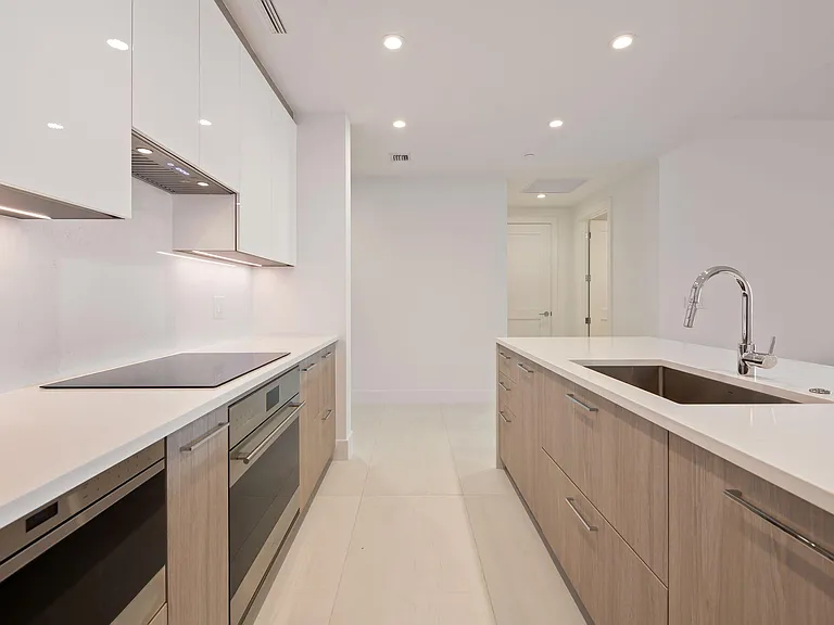153 N Seabreeze Blvd #1903 — Photo 6