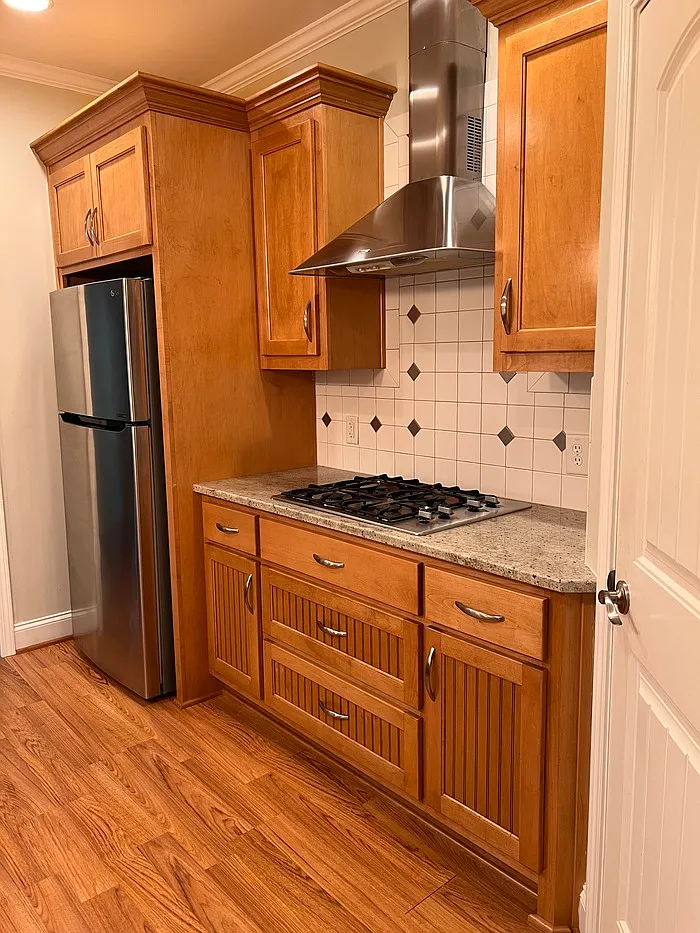 3 bed, 3.0 bath, 2222 sqft, $2,800 — Photo 4