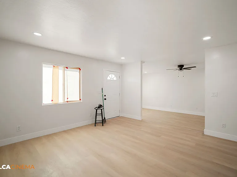 10800 Santa Barbara St — Photo 4