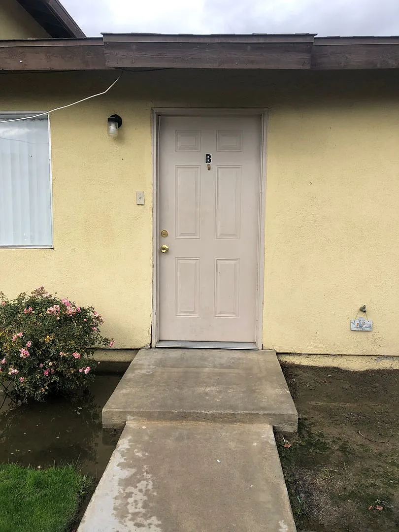BU4809 — Photo 2