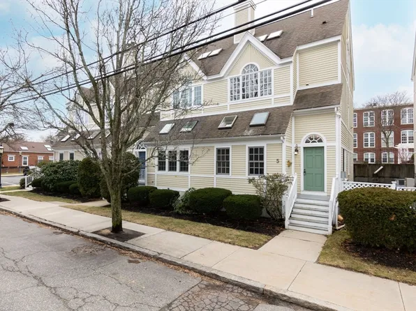 5 Munroe St Unit 5, Newburyport, MA 01950