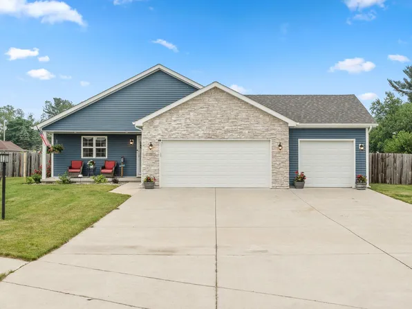 23 S Meadow Ln, Wheatfield, IN 46392