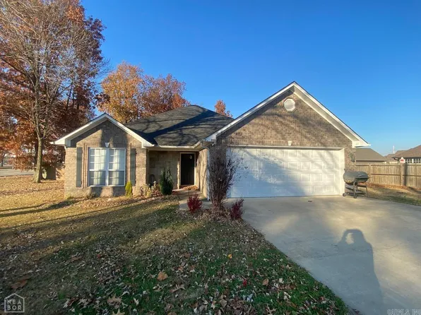 206 E College St, Bono, AR 72416
