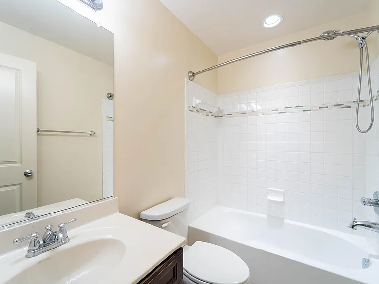 13236 Tivoli Lake Blvd — Photo 18