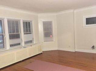 8130 S Merrill Ave, Chicago, IL