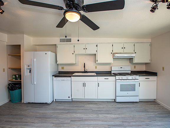 3315 Kitchen_04172023