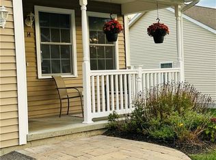 14 Bluebird Ln #14, Dayville, CT 06241