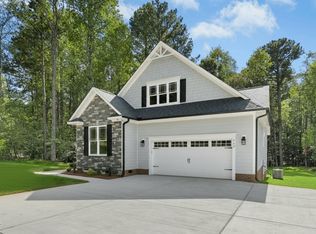 925 Lynch Rd, Selma, NC 27576