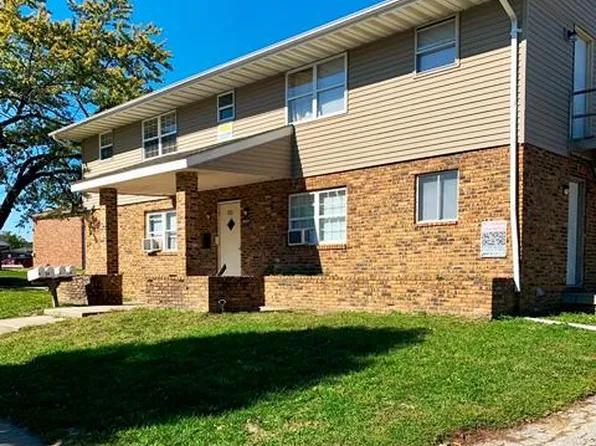 108 W Shelbourne Dr, Normal, IL 61761