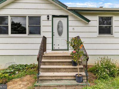 15 Woosamonsa Rd, Pennington, NJ, 08534