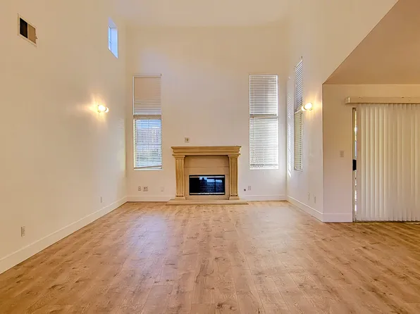 36521 Windtree Cir, Palmdale, CA 93550