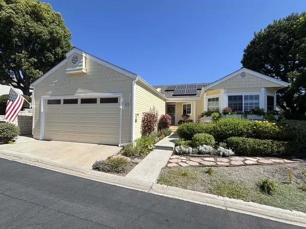 4470 Garnet Ln, Oceanside, CA 92056