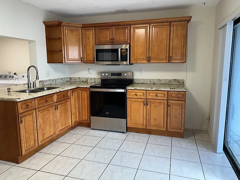 3094 Bermwood Ln #237 — Photo 4