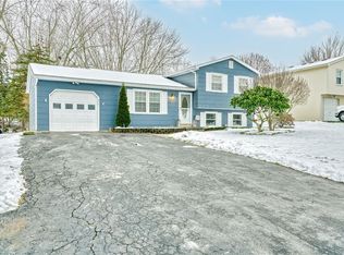 119 Village Hill Dr, Spencerport, NY 14559