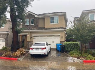 7 Kentfield Ct, Redwood City, CA 94061