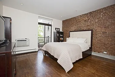 Rented by Olshan Realty