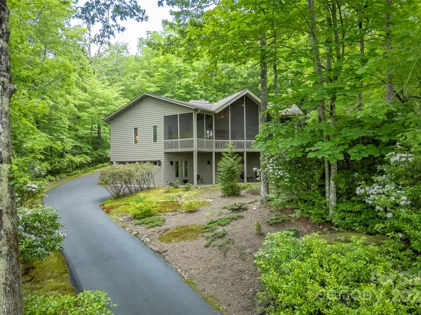 439 Tsisqua Cir, Brevard, NC 28712