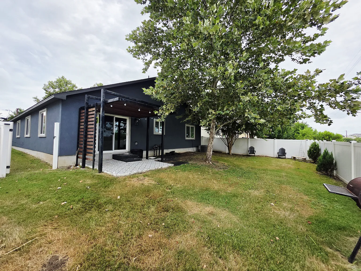 11200 Mickelson Dr — Photo 3