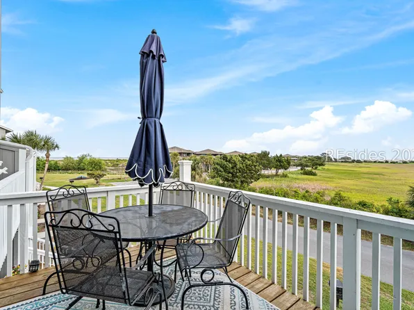 4 Cedar Reef Dr Unit B202, Saint Helena Island, SC 29920