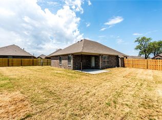 244 N Flanagin Ln, Fayetteville, AR 72704