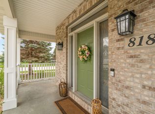 818 Eagle Ridge Rd, Cedar Falls, IA 50613