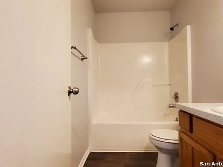 538 Dukeway Dr #C — Photo 16