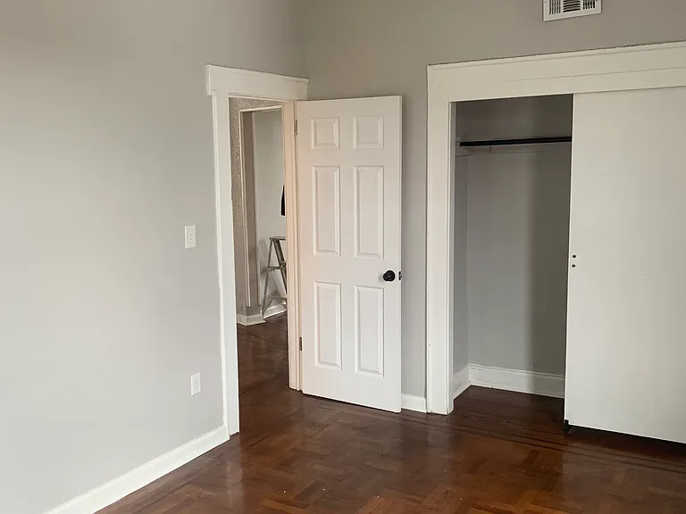 298 Clinton Pl — Photo 1