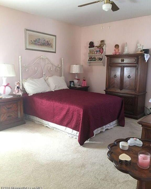 2nd image of 27 Bedford Ct