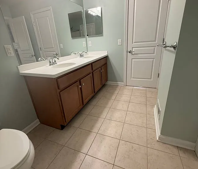 1812 Emerald Dr S — Photo 14