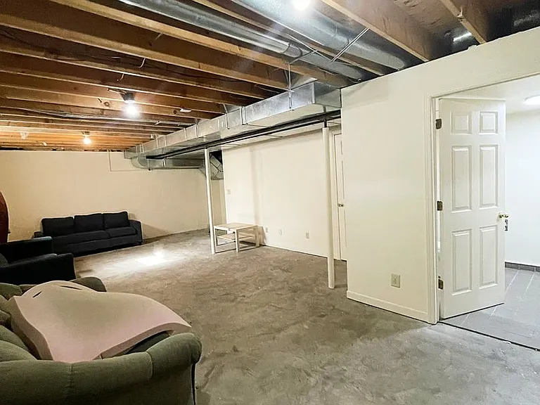 517 S 4th Ave — Photo 16