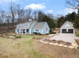 8 Lookout Hl, Essex, CT 06426