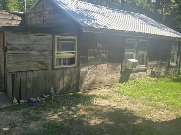 2685 S Whitney Beach Rd, Beaverton, MI 48612
